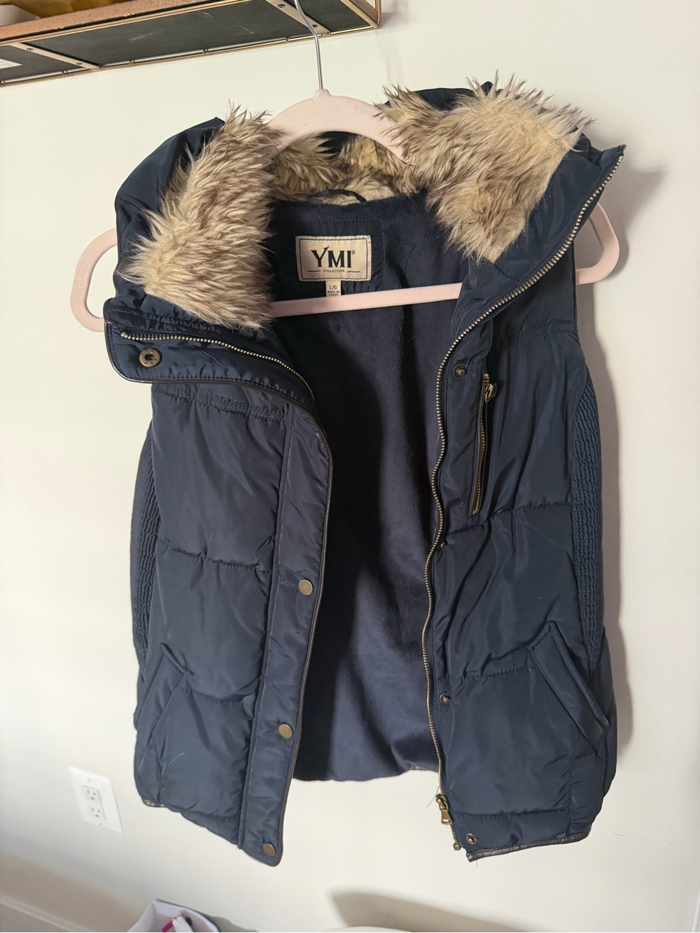 YMI Collection Hooded Faux-Fur Trim Puffer Vest Navy Blue - Size L